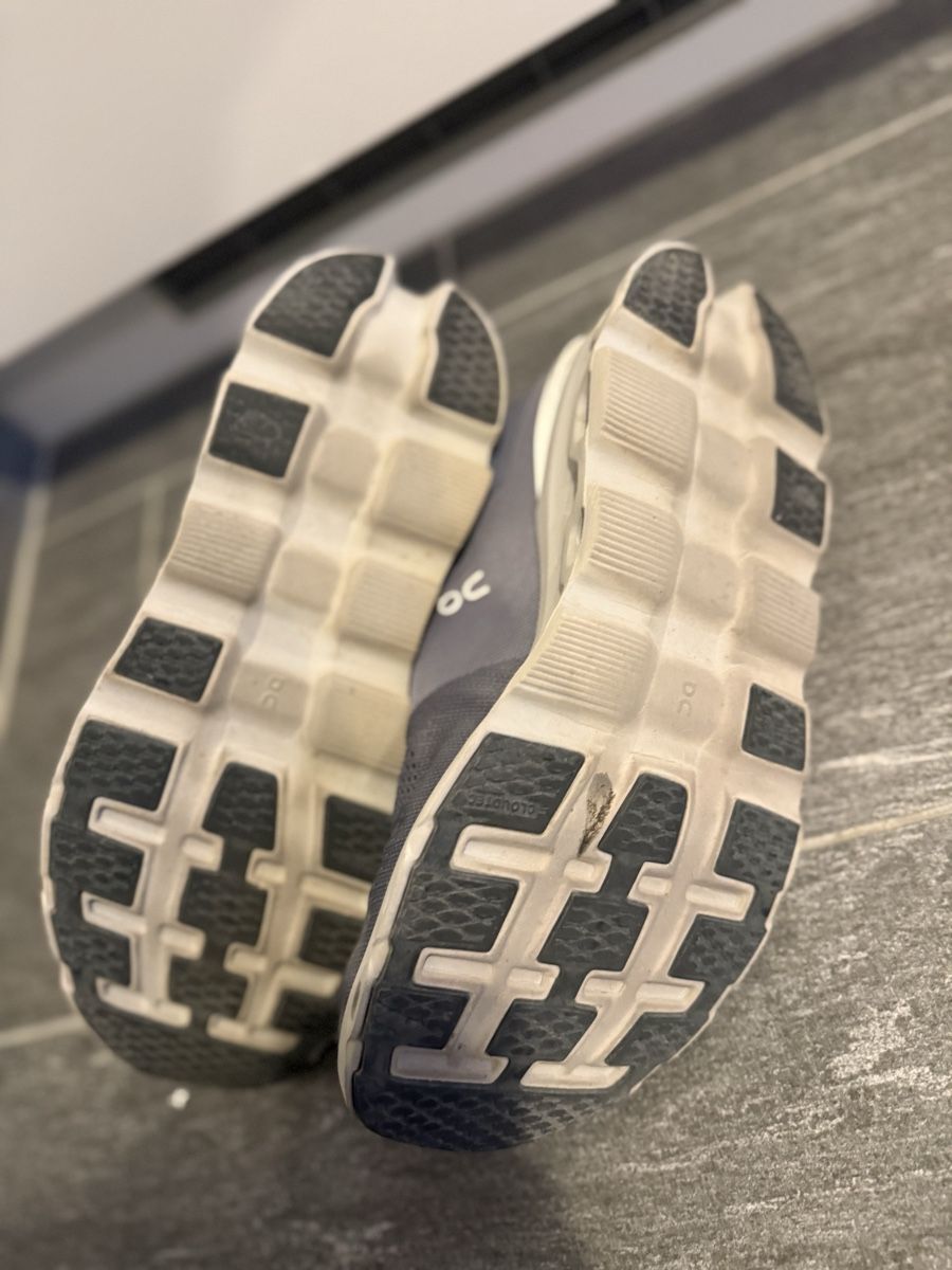 On Herrenschuhe: On Laufschuh Gr. 43 – Gebraucht aus Bern von Laufsport3000 3