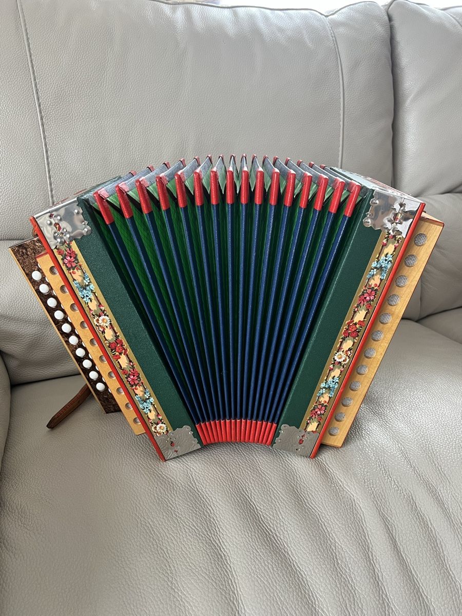 Strumenti musicali: Schwyzerörgeli – Usato da Schüpfheim venduto da ukb5 3