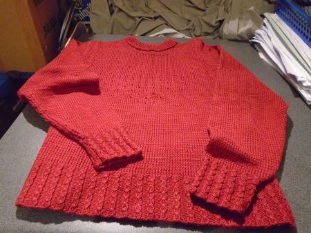 Pullover / Strickpullover ca. Grösse S, rot/Lochmuster