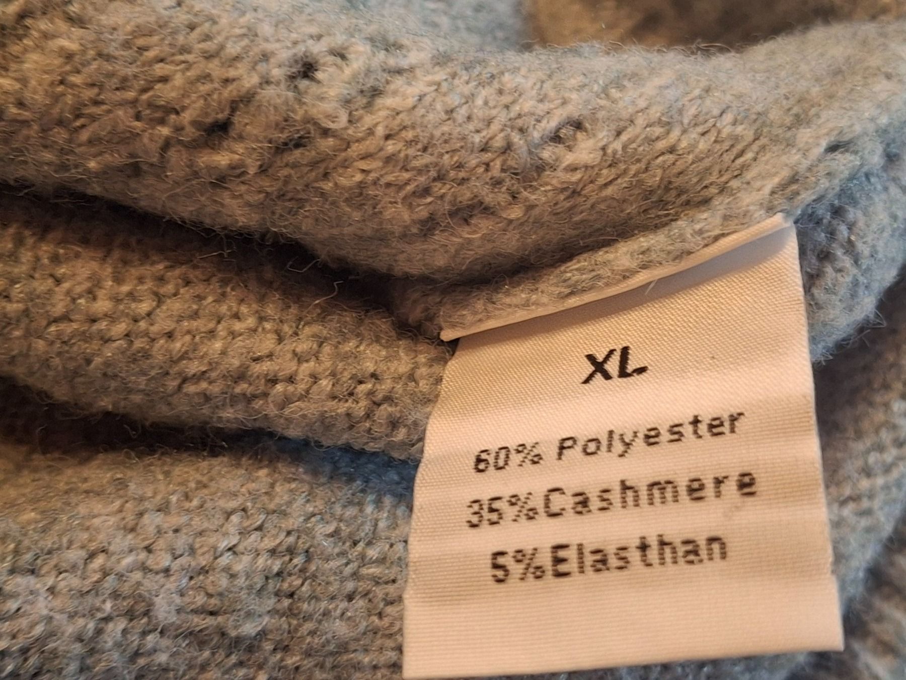 Maglioni & Felpe: Pull col en V vert pastel XL marque C & JO 35% cachemire – Usato da Villiers venduto da san_jn5w 4