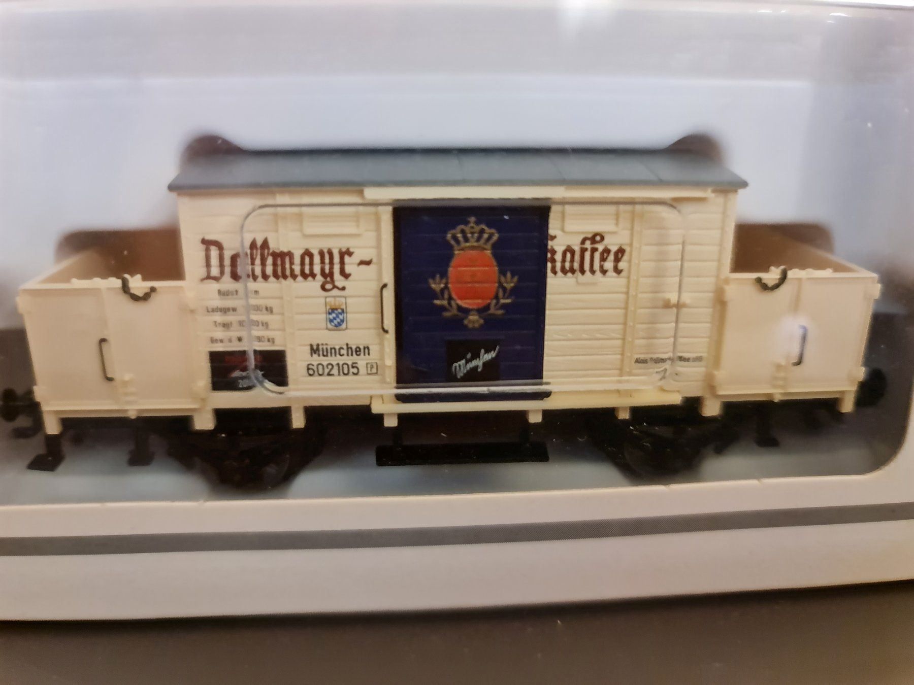 Märklin Modelleisenbahnen: Märklin Jahreswagen 2002 – Neu und originalverpackt aus Pfungen von Fastback66