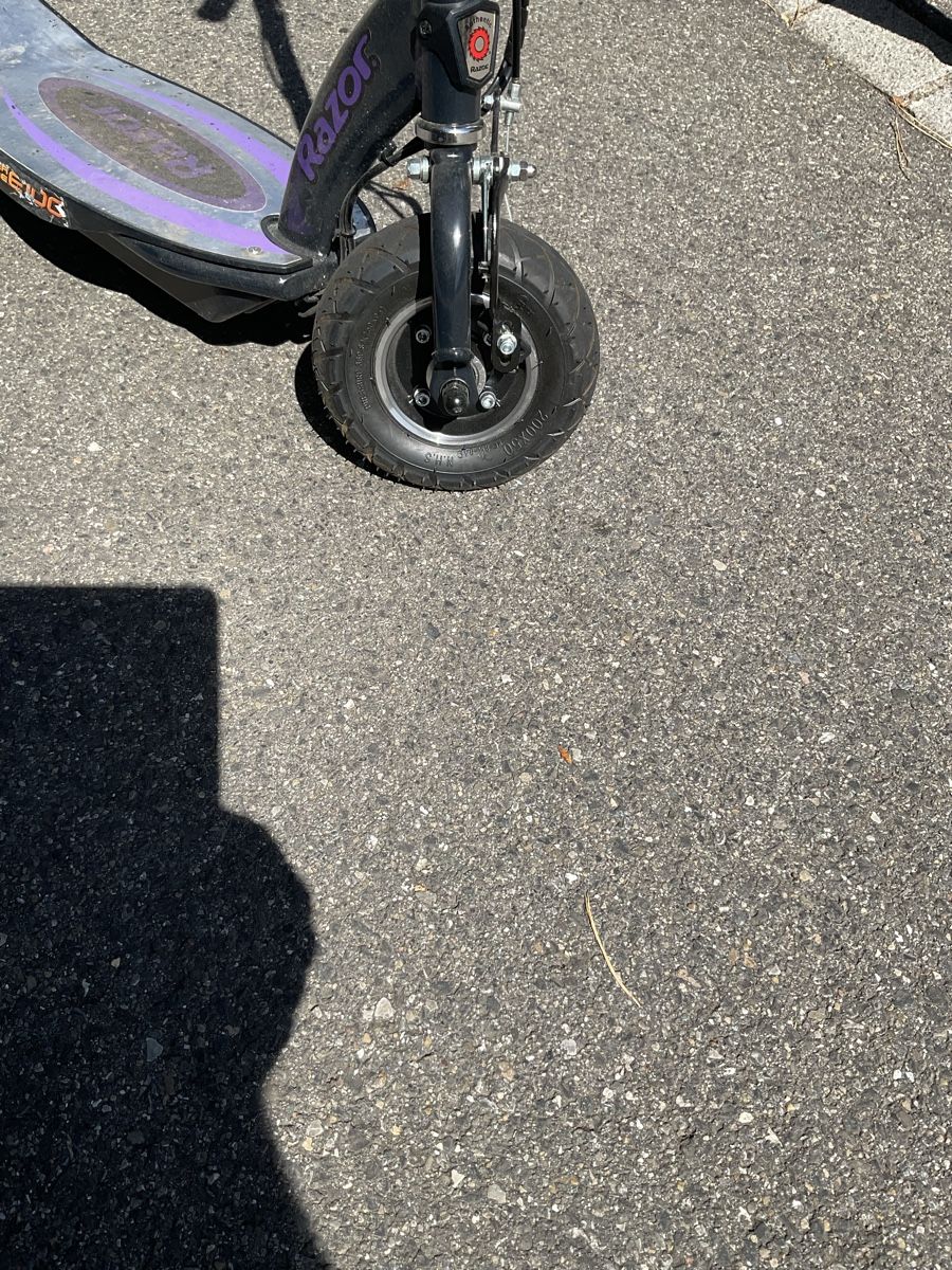 Scooter: Razor E - Scooter | Power Core e100 – Usato da Mettmenstetten venduto da lar_8ysy 4