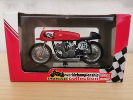 *RAR* GILERA 4cil 500cc World Champion 1954 ITALERI 1:22 OVP