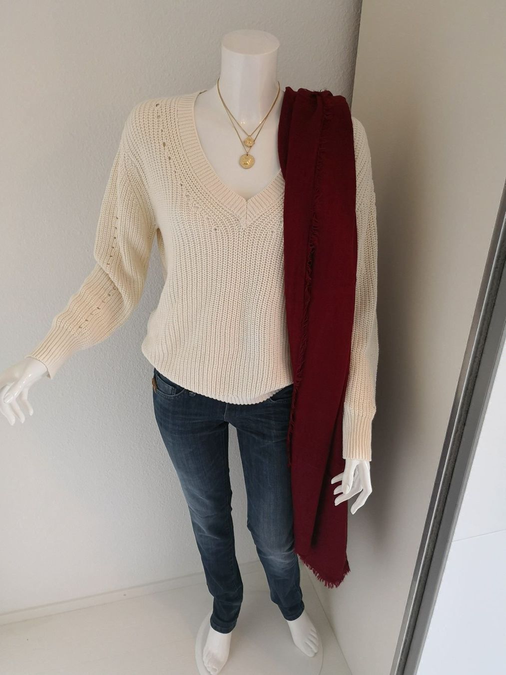 Mango Pulls & Sweat-shirts: 🤩MANGO STRICK PULLOVER ECRU & V-SCHNITT NEU & D&G P. – Neuf (Voir description) à Olten par Naja-Twins-Twins 7