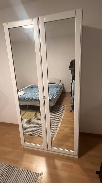 Armadi: Pax Kleiderschrank  – Usato da zürich venduto da BarbaraK03 1
