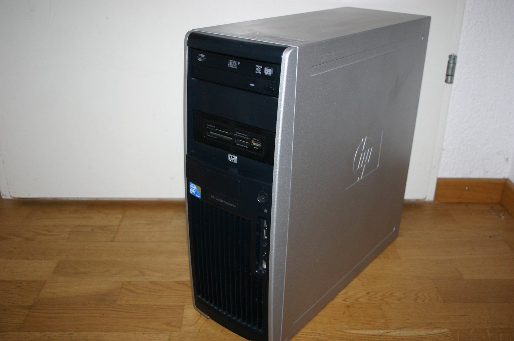 Hewlett Packard PC: Windows XP 64Bit SP2 HP PC diverse Modelle – Usato da Stettlen venduto da Bigjm 1