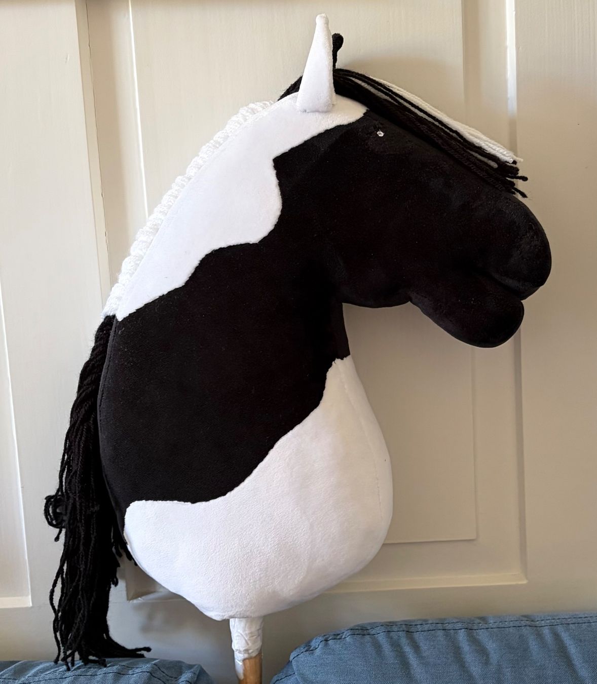 Giocattoli: Hobby Horse Schecke mit Zubehör – Usato da Kilchberg ZH venduto da family-affair 3