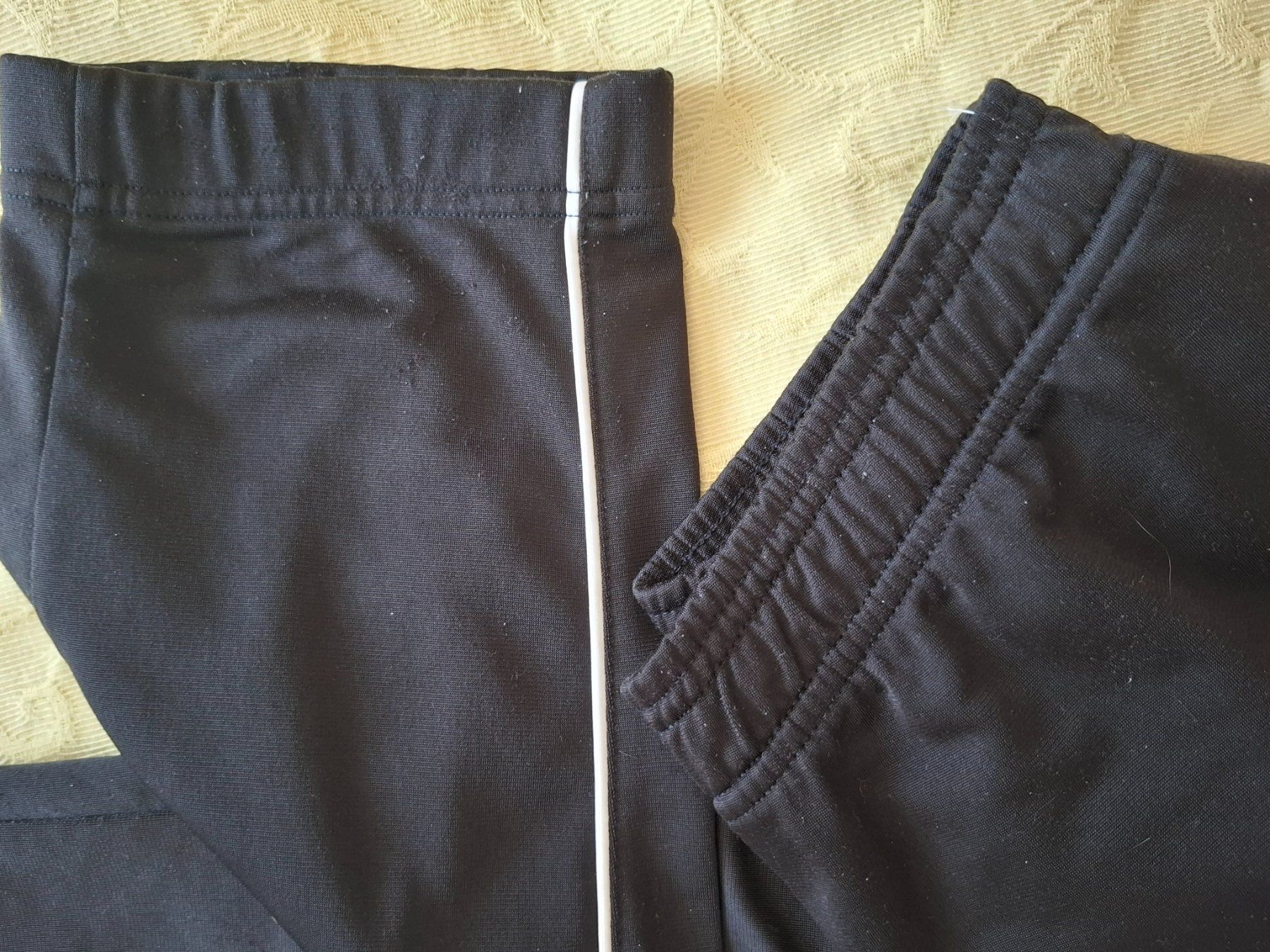 Adidas Pantaloni: Trainerhose S Adidas Schwarz – Usato da St.Gallen venduto da LaMiSa 1