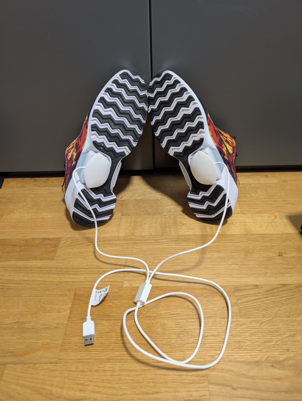 Nike Herrenschuhe: Nike Hyper Adapt 1.0 Gr. 44.5 – Neu (gemäss Beschreibung) aus Aarau von MrNase 7
