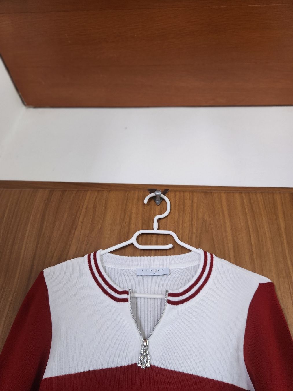 Sandro Maglioni & Felpe: Pull Sandro femme blanc et rouge taille  M/L – Usato da Niedergösgen venduto da Eva2410 2