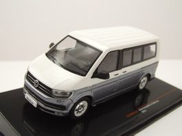 VW T6 Multivan 2015-2019 grau met. / weiss      1:43 von IXO