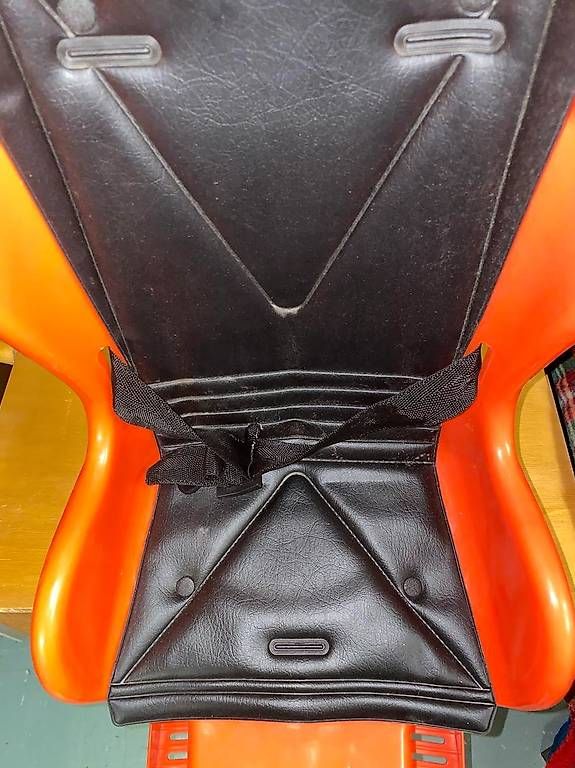 Seggiolini per auto: älterer Velokindersitz ungebraucht – Usato da Bern venduto da ToysPlusVintage 7