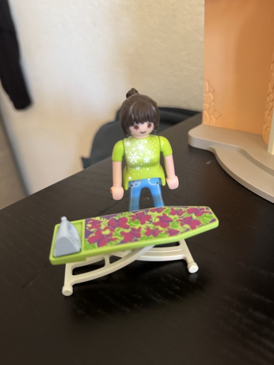 Spielzeuge: Playmobil Villa mit Einrichtung  – Gebraucht aus Bremgarten AG von NIKSELBREM 5