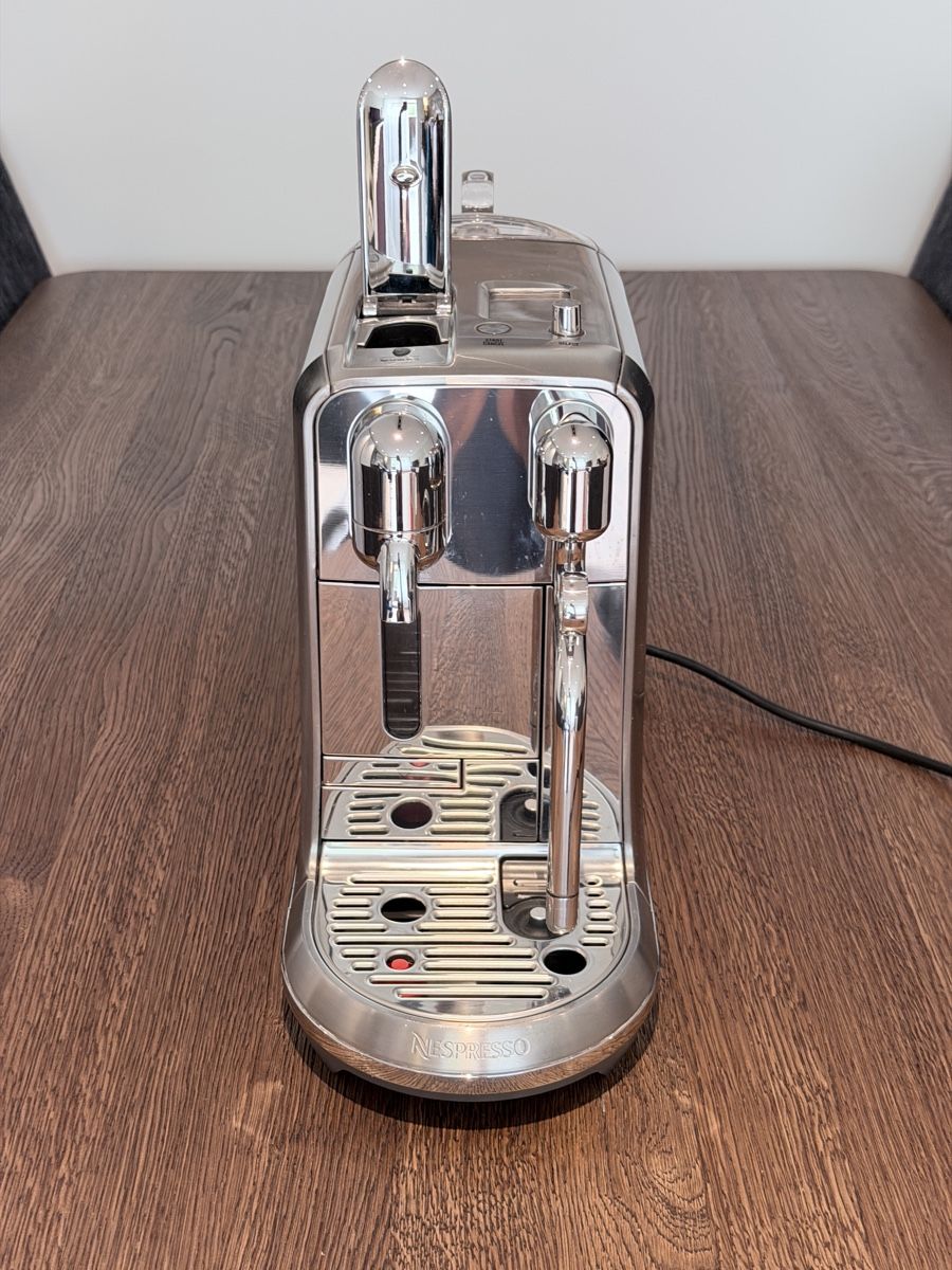 Nespresso Kaffeemaschinen & Espressomaschinen: Nespresso Creatista Plus- Gratis 4 Nespresso Kaffeegläser – Gebraucht aus Regensdorf von scheissspiel 2