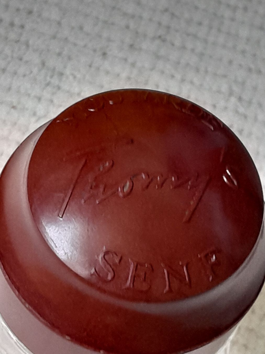 Behälter & Ähnliches: Ancien pot à moutarde – Gebraucht aus Binningen von mag_lc6b 1