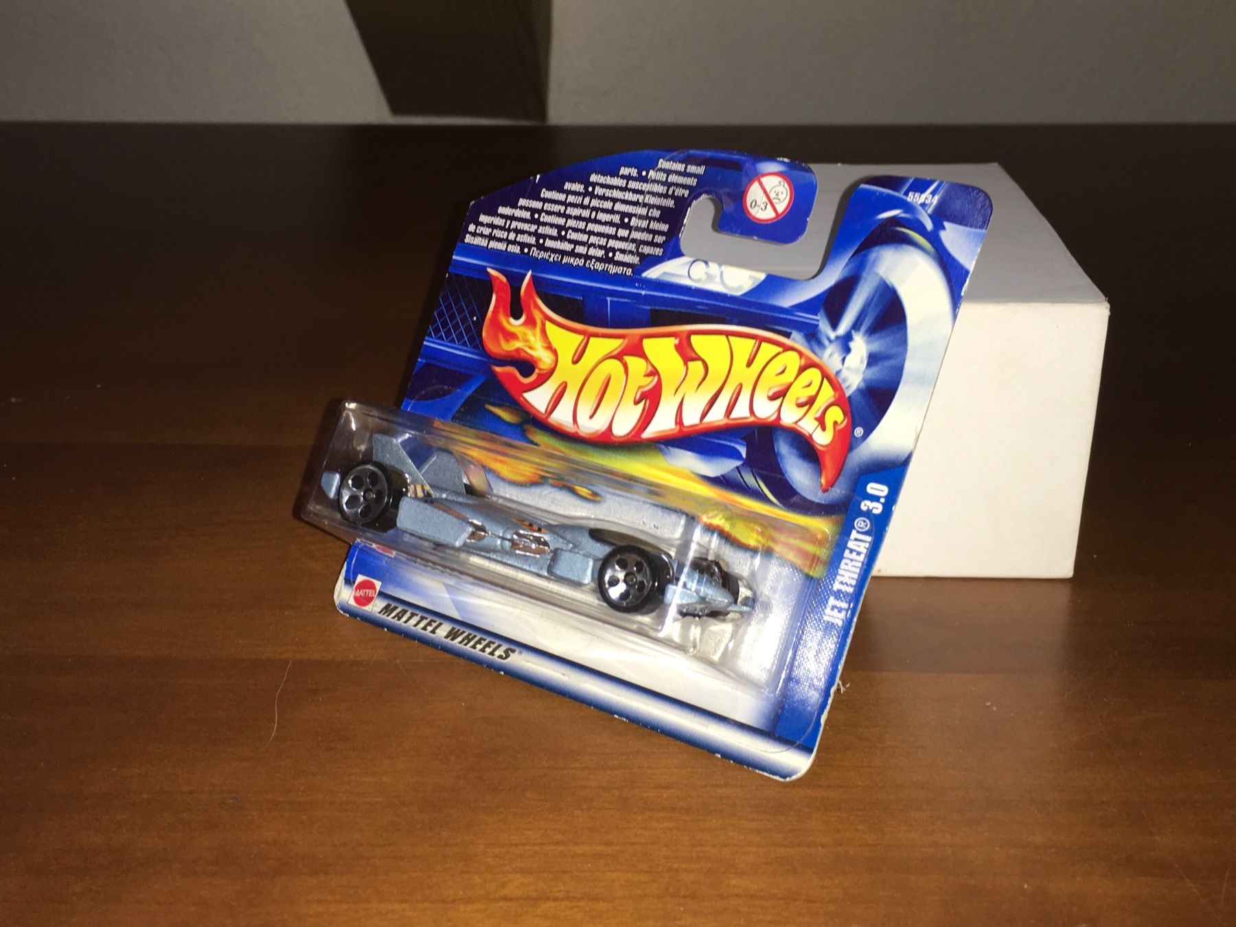 Hot Wheels Modellini d'auto: Jet Threat 3.0 - 1/64 Hot Wheels 2002 – Nuovo (secondo la descrizione) da Wohlen AG venduto da PrivatSammlung