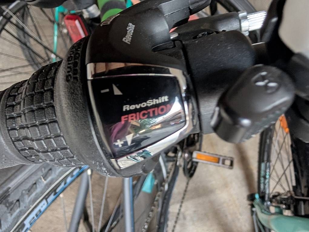 Velos: 24 zoll velo – Gebraucht aus Steffisburg von car_8rgq 2