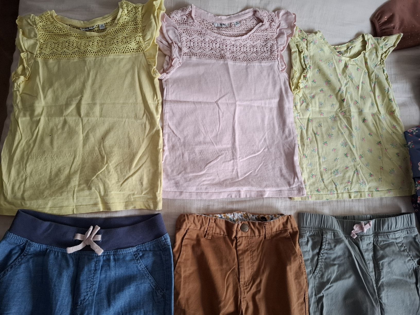 Kleiderpakete & -sets: 💜Kleiderpaket Mädchen 110/116 – Gebraucht aus Schaffhausen von ricmivo 1