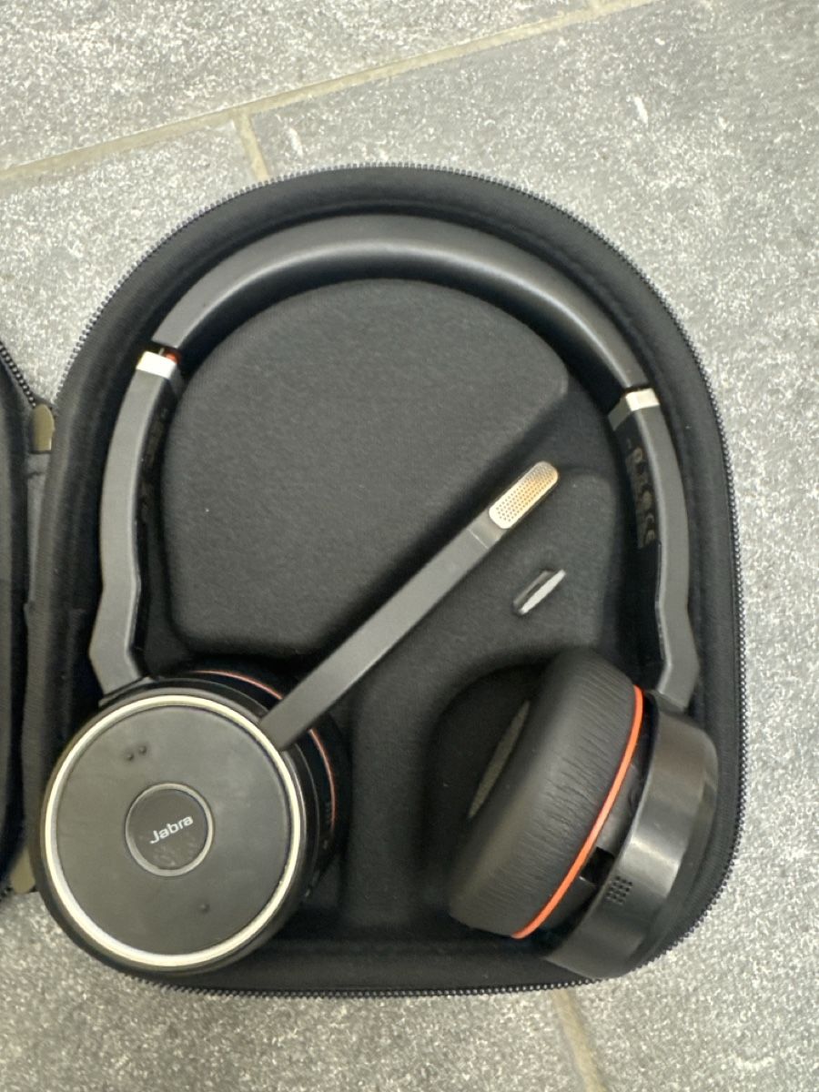 Jabra Cuffie: Jabra Evolve 75 Wireless Headset mit Transportetui schwarz – Nuovo e nell'imballaggio originale da Ottenbach venduto da Sscnapoli0 1
