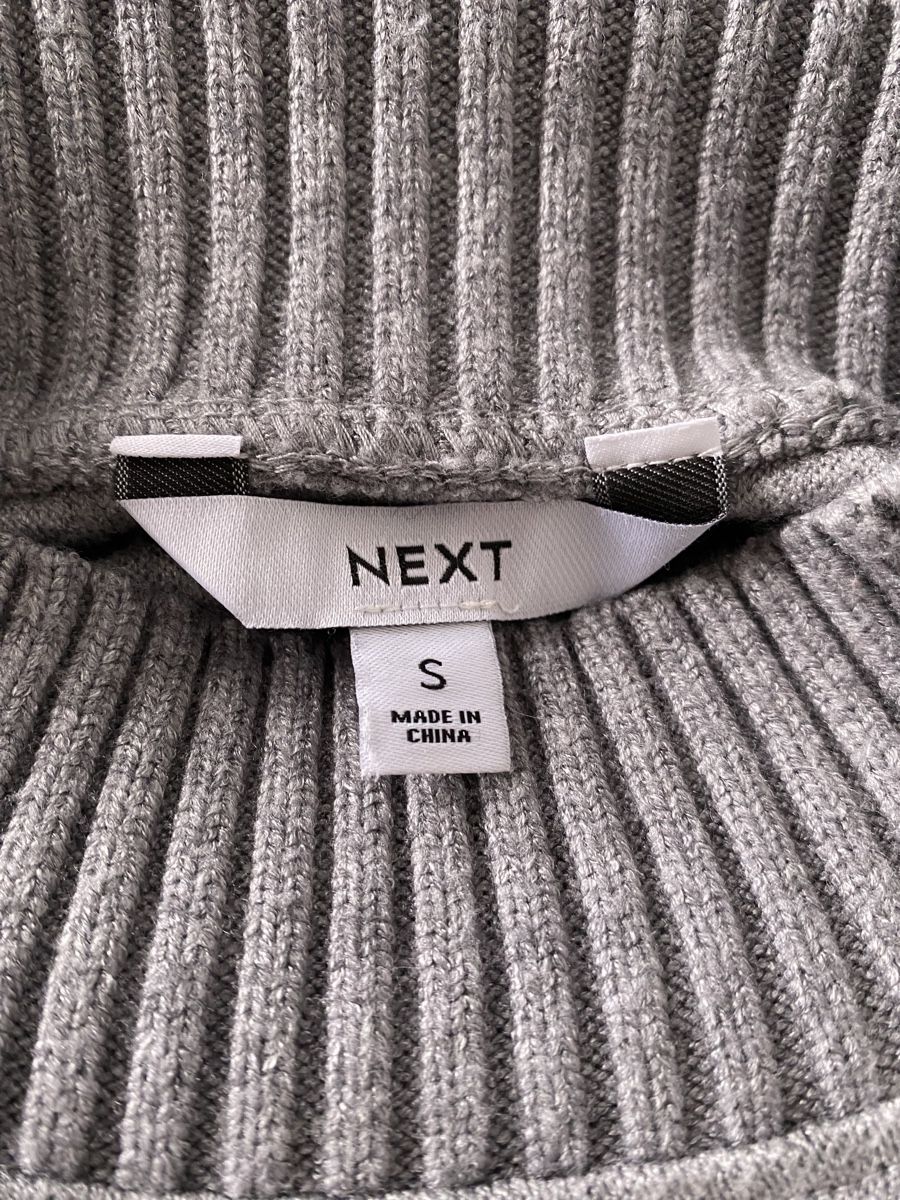 Next Pullover & Sweatshirts: Pull d'hiver Next (size S) – Gebraucht aus Delémont von noe_2dvd 2