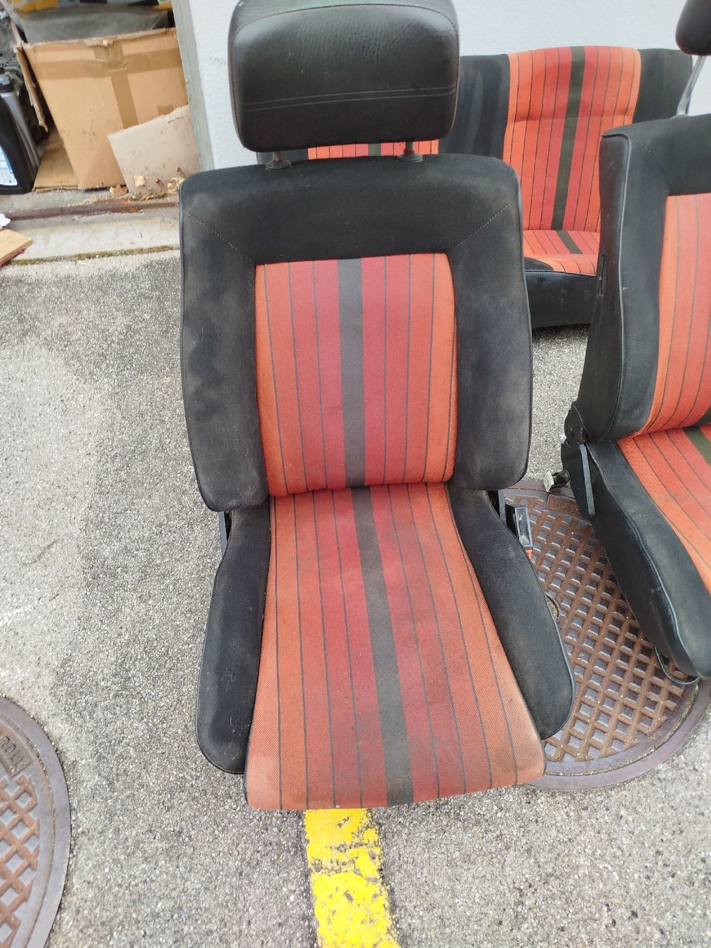 Volkswagen Toutes les pièces auto: intérieur de Golf 1 Gti – D'occasion à Neuchâtel par lyd_67kk 4