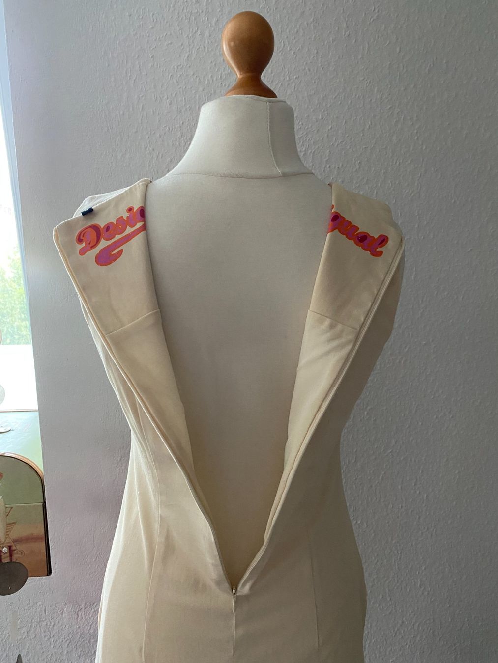 Desigual Vestiti: Original Desigual Kleid in Gr. 38 – Nuovo (secondo la descrizione) da Stetten SH venduto da bijoux18 4