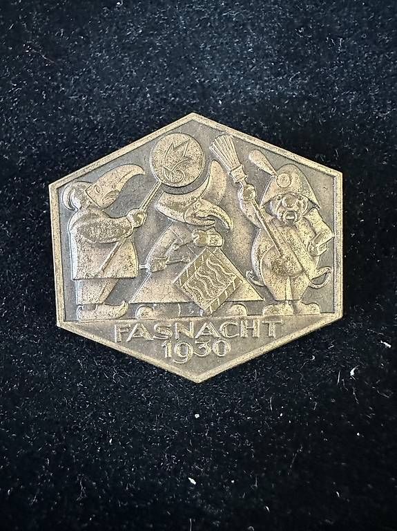 Basler Placchette & Badge: Fasnacht Basel Kupfer 1930 – Usato da Basel venduto da fasnachtsoutlet1965