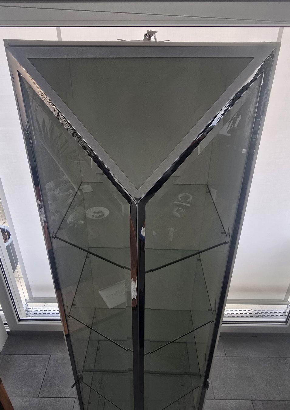 Vetrine: Vitrine mit Glastablaren, Glastür + Licht – Usato da Affoltern am Albis venduto da Benjamin_zh 3