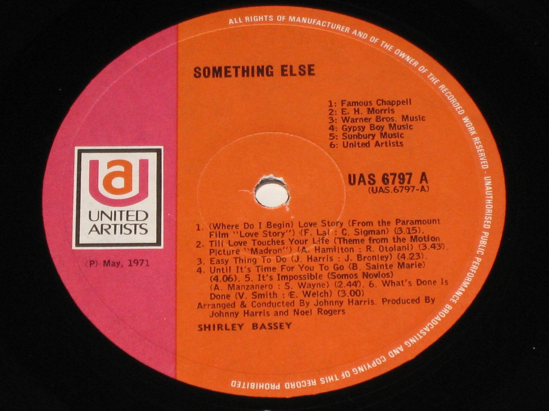 Schallplatten: LP - SHIRLEY BASSEY - SOMETHING ELSE – Gebraucht aus Steckborn von Quo7 2