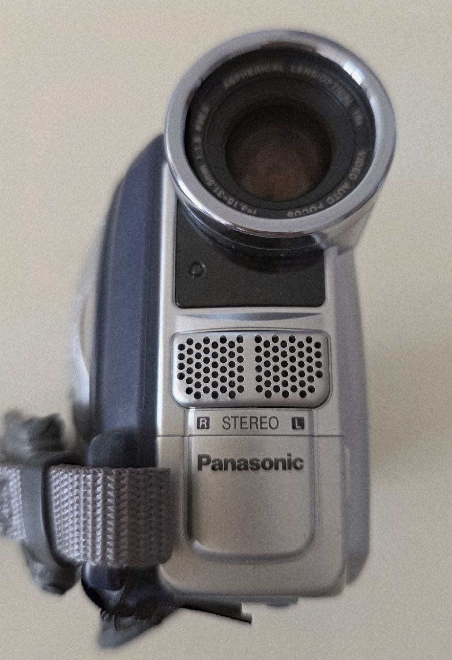 Panasonic Videocamere: kamera Panasonic dvd 24er zoom – Usato da wetzikon venduto da Bestedienste 2