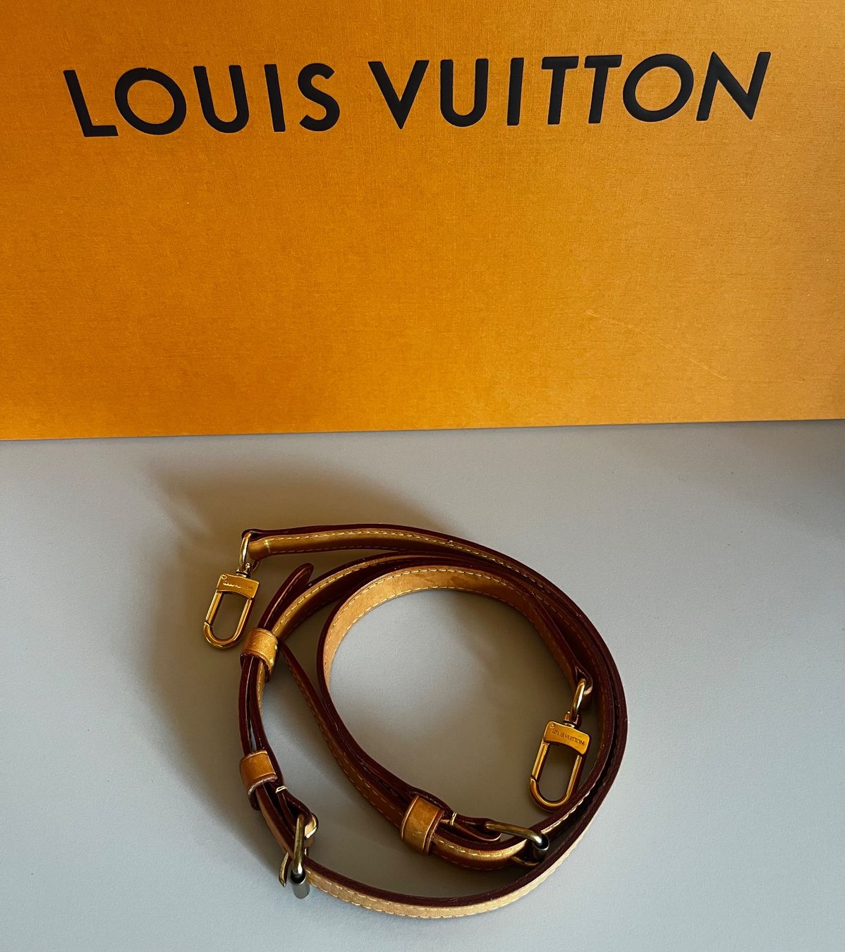 Louis Vuitton Sacs: Louis Vuitton – Neuf (Voir description) à St. Gallen par Viste 8