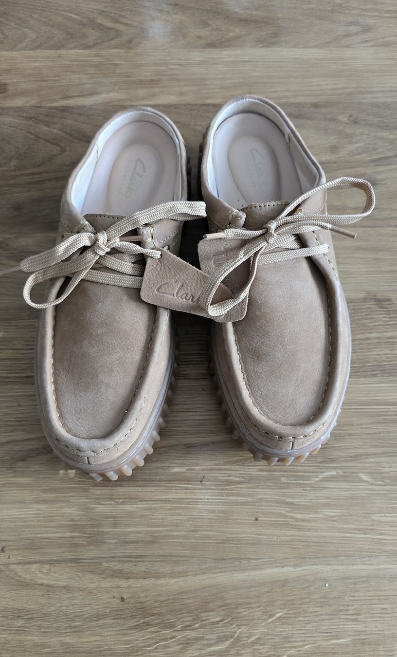 Clarks Damenschuhe: Mules cuir Clarks Torhill 38 – Neu und originalverpackt aus Villars-Burquin von Dnanouche