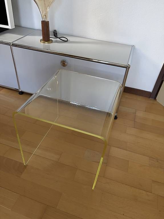 Tables: Plexi Beistelltisch – D'occasion à Luzern par sab_r8tg