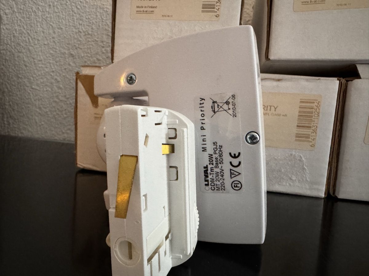 Lampade: 5 Stück Lival Mini Priority Schienenstrahler – Nuovo e nell'imballaggio originale da Wilderswil venduto da Renaissance1 7