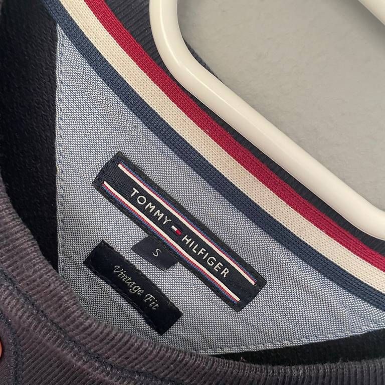 Pullover & Sweatshirts: Tommy Hilfiger Sweatshirt  – Gebraucht aus Hochdorf von Franciscochico 4