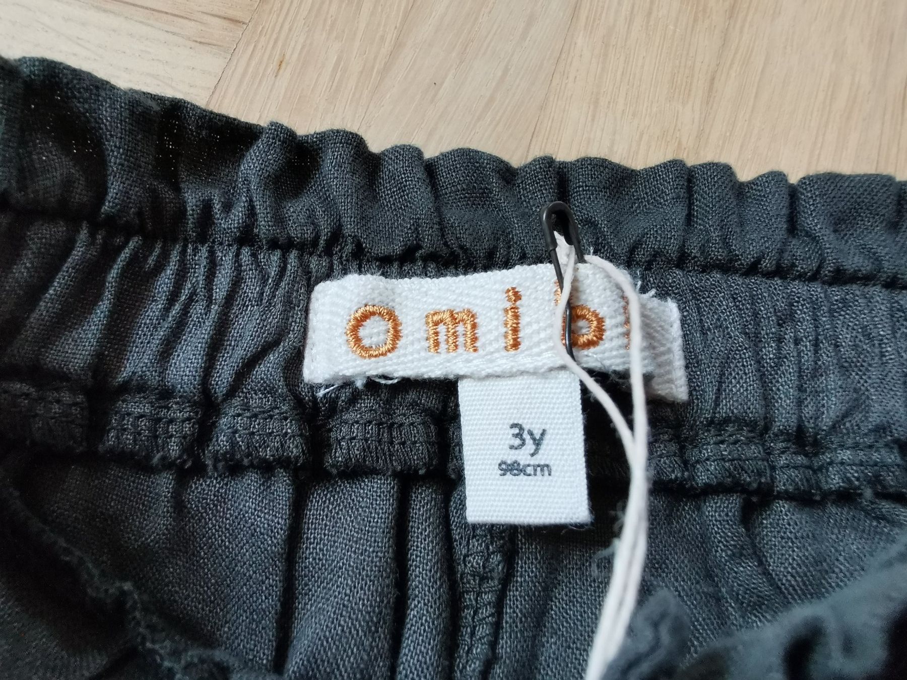 Pantaloni: Leinenshorts Omibia Gr. 98 (neu) – Nuovo e nell'imballaggio originale da Stäfa venduto da flamingo_17 1