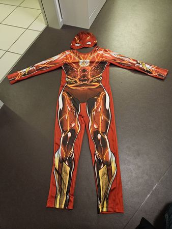 Flash Kostüm, Gr. 122/128, Fasnacht, Karneval, Top!