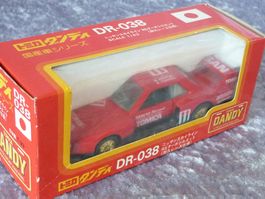 Nissan Skyline Tomica  1:43