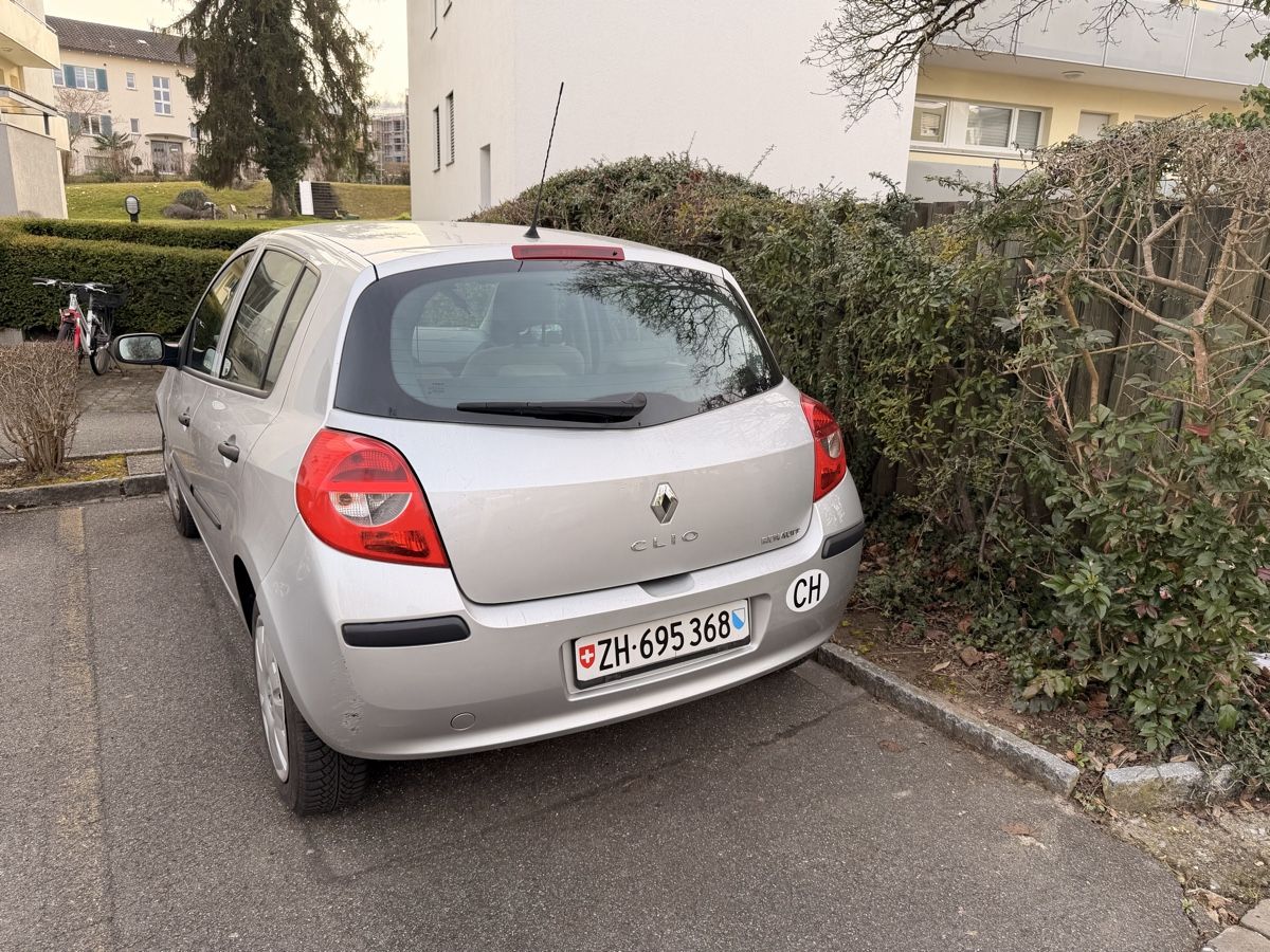 Renault Autos: Renault Clio 1.4 16V – Gebraucht aus Zürich von ale_t6gl 4