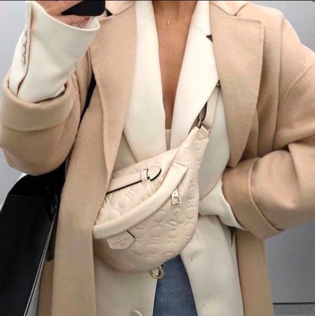 Louis Vuitton Bumbag Empreinte Beige - NP 1870.00