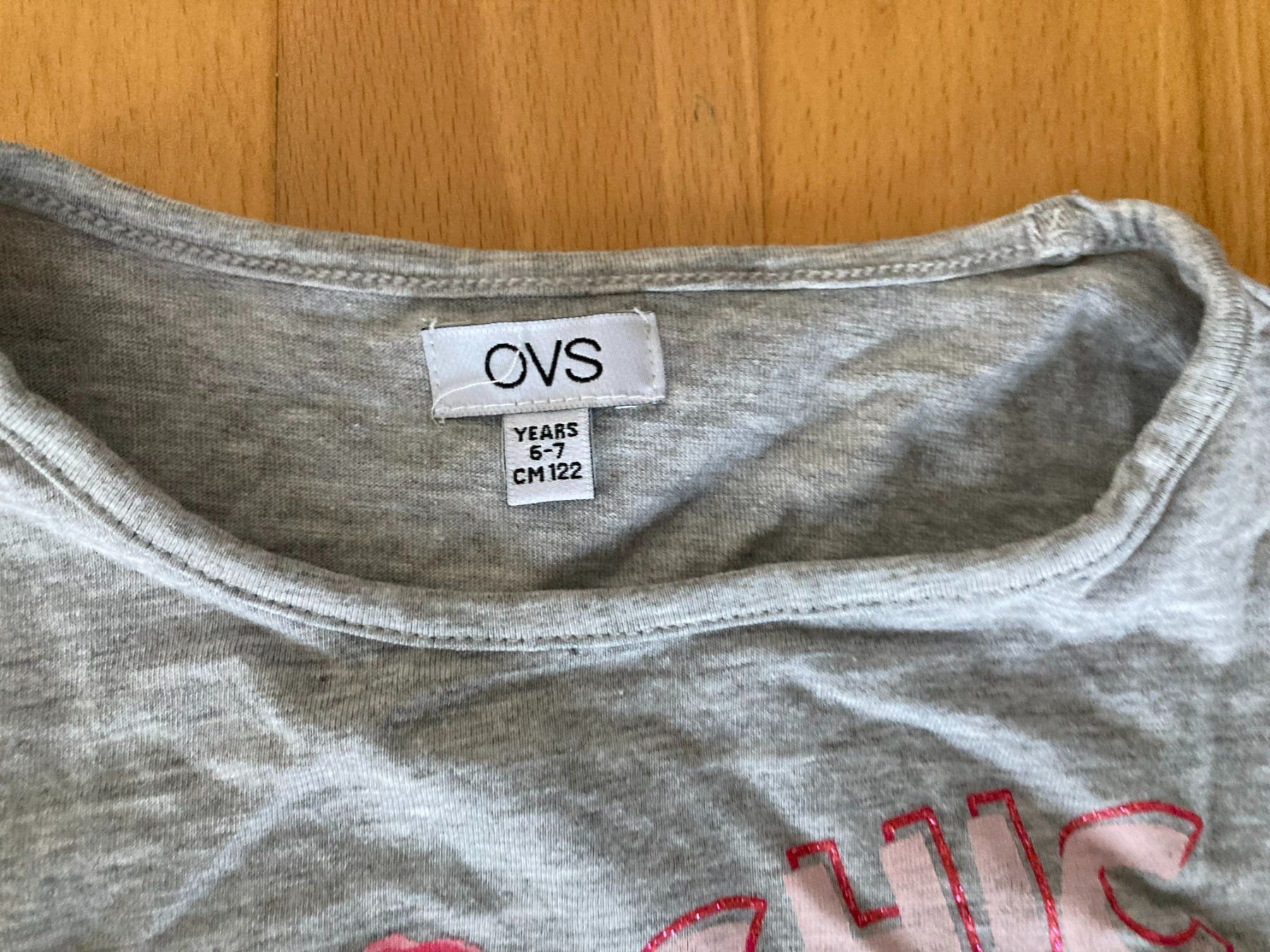 Camicette, T-shirt & Top: Langarm Shirt mit Herz-Motiv – Usato da Muttenz venduto da Juvenile33 3