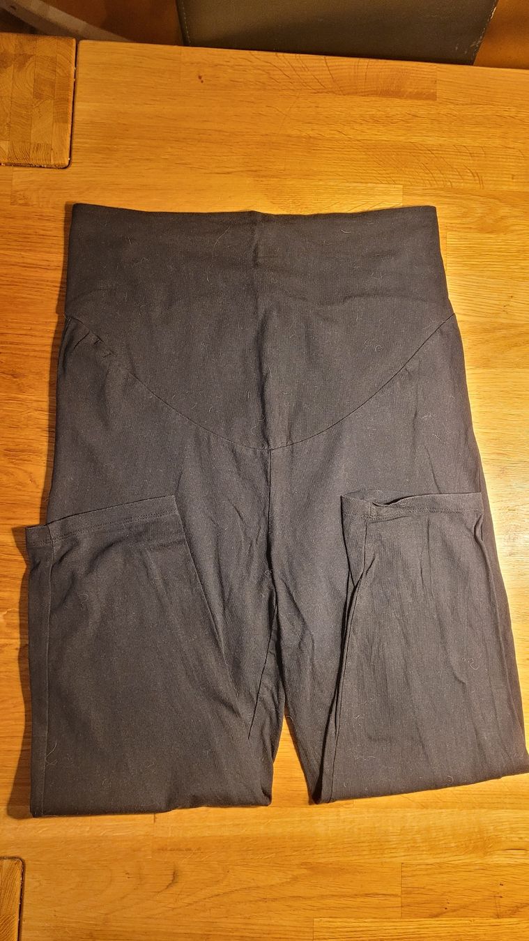 Lotti di vestiti: Kleiderpaket Umstandsmode – Usato da Uetendorf venduto da Heyhey3661 8