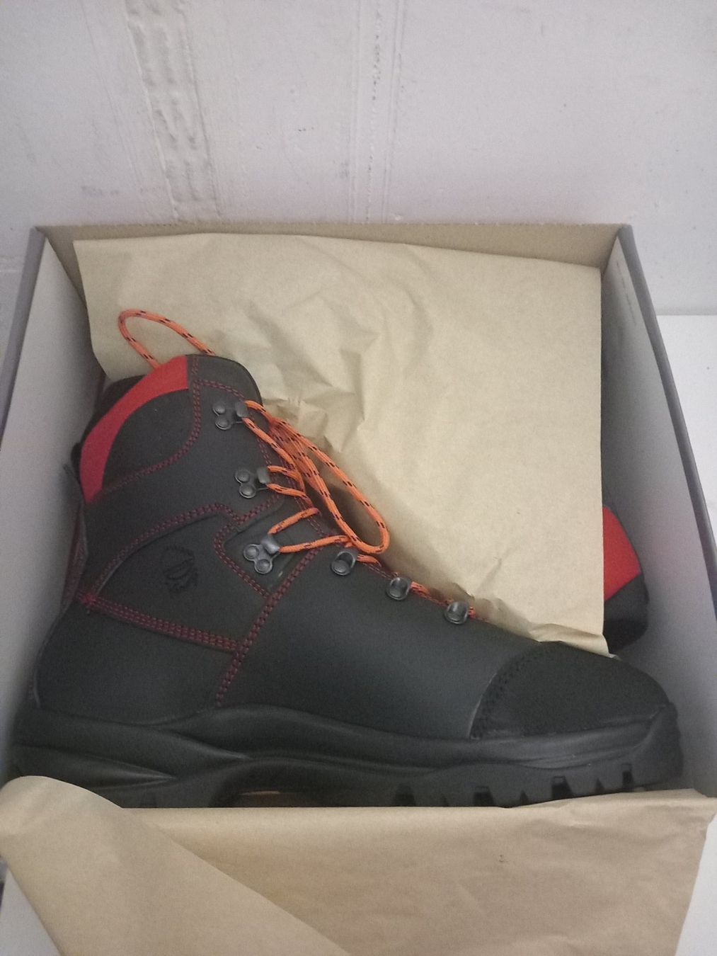 Scarpe da uomo: Schnittschutzstiefel Oregon WAIPOUA Gr.48 – Nuovo e nell'imballaggio originale da Thun venduto da Beas-Allerlei 2