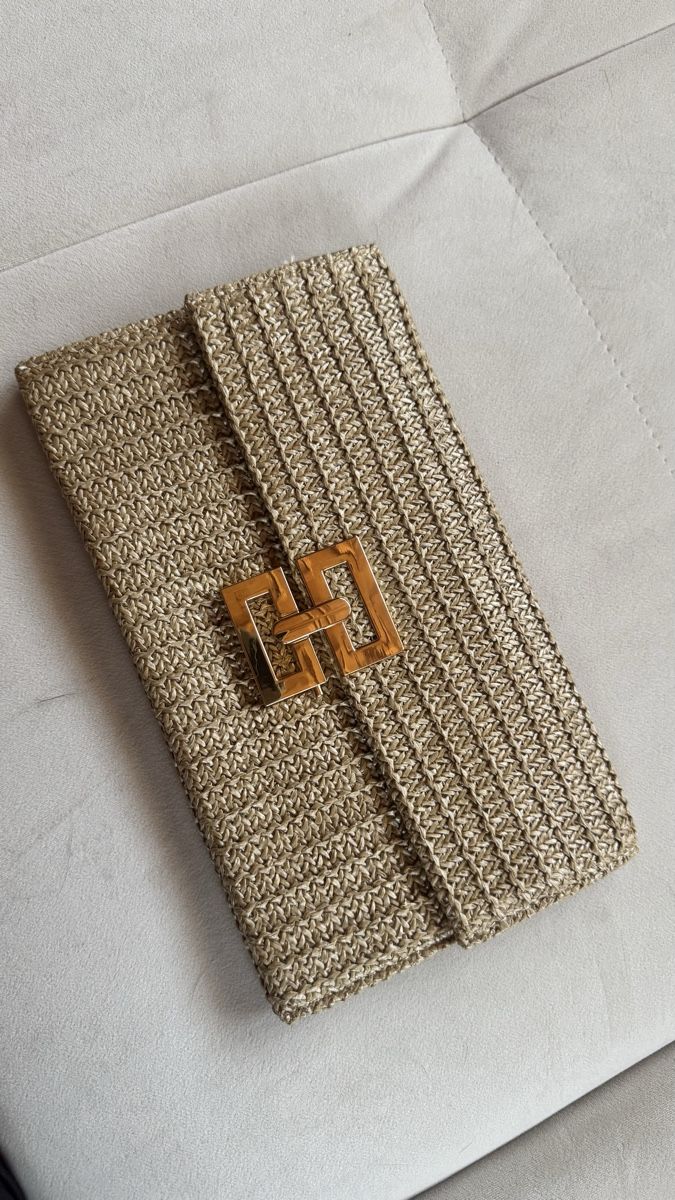 Borse da donna: Sommer Clutch – Nuovo e nell'imballaggio originale da Surcasti venduto da Lenkita 1