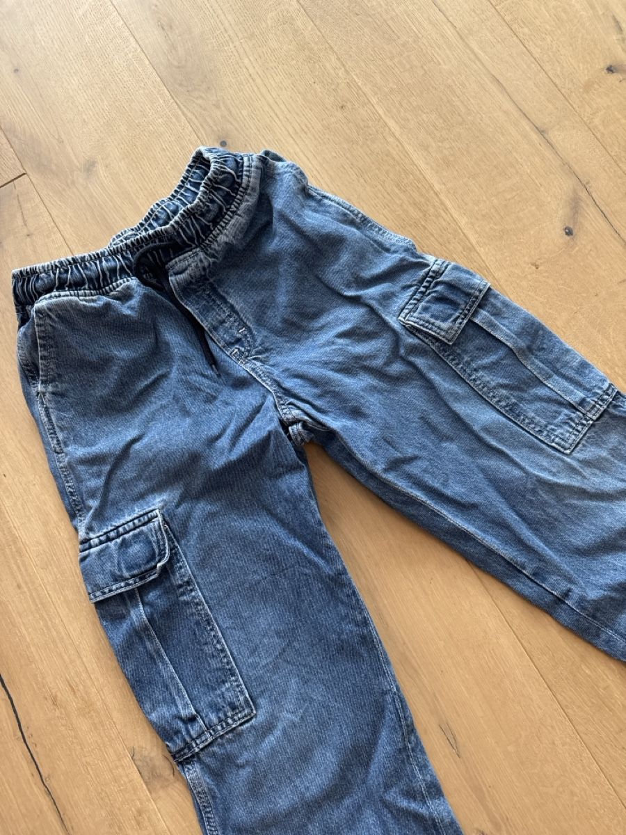 H&M Pantaloni: Jeans – Usato da Bremgarten AG venduto da Jeannine015 1