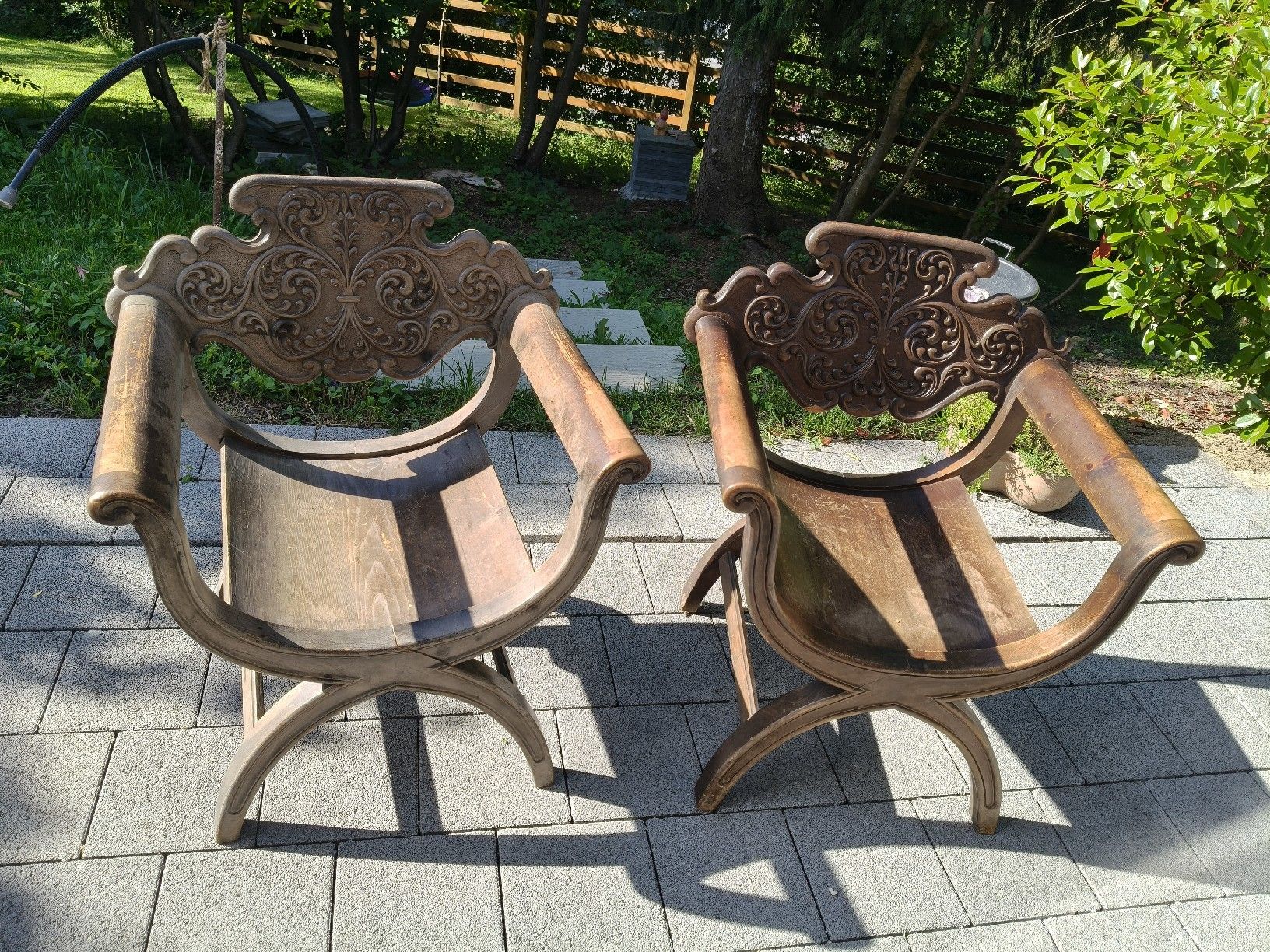 Chaises: 2 antike Scherenstühle – D'occasion à Matzendorf par tho_wq7t