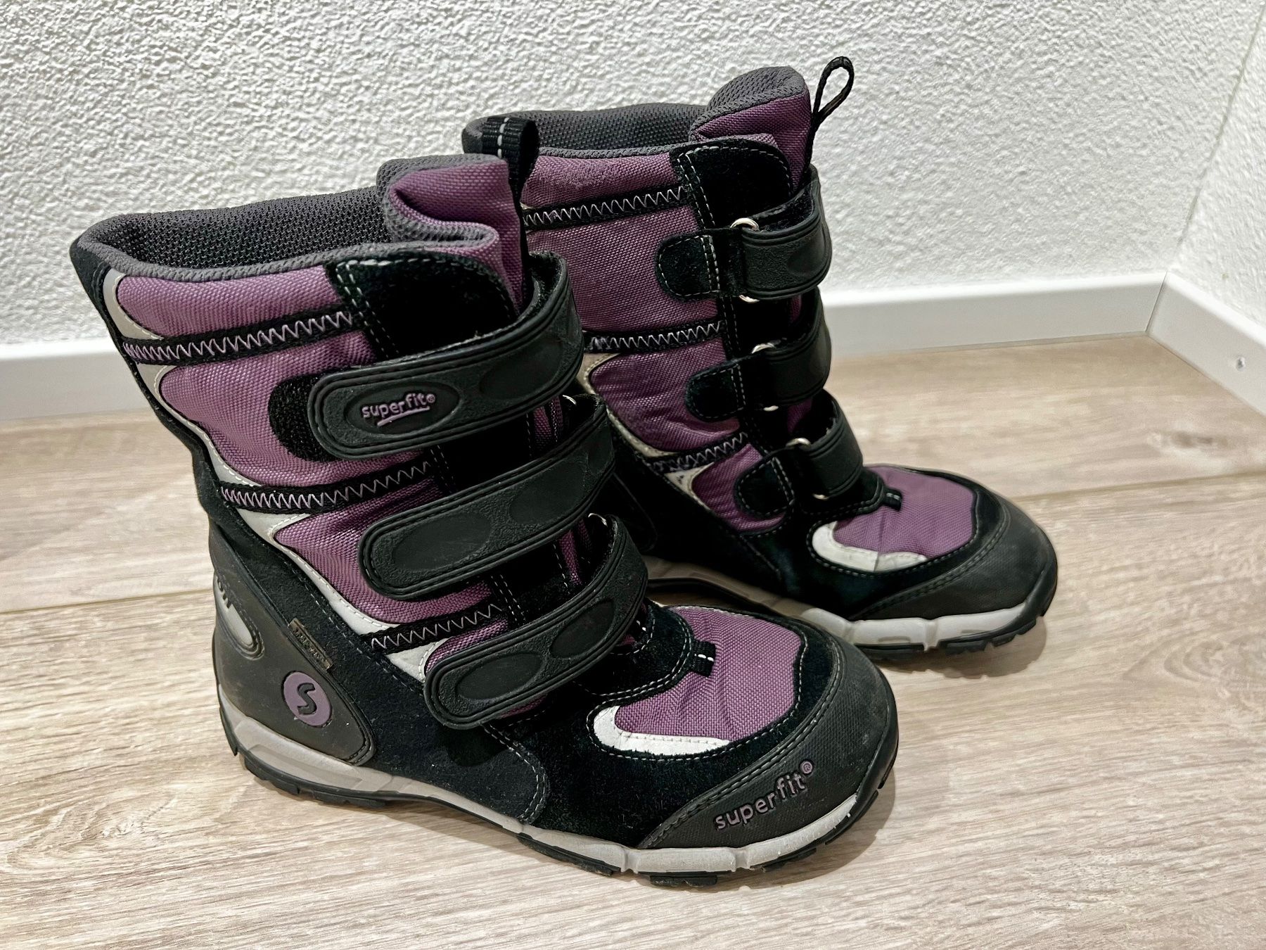 Scarpe per ragazzi: Winterstiefel Kinder, Gr. 34 – Usato da Dürnten venduto da Al666 1
