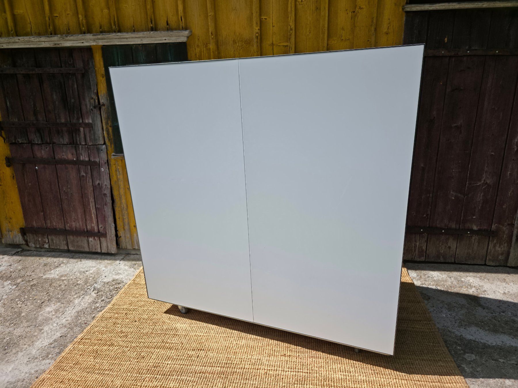 Thut Armadi: Thut Alucobond Schrank 450 – Usato da Haslen AI venduto da Vintagelix 3
