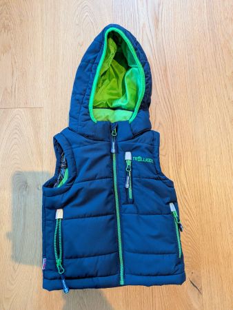 Trollkids Weste mit Kapuze – Blau / Grün – Gr. 92