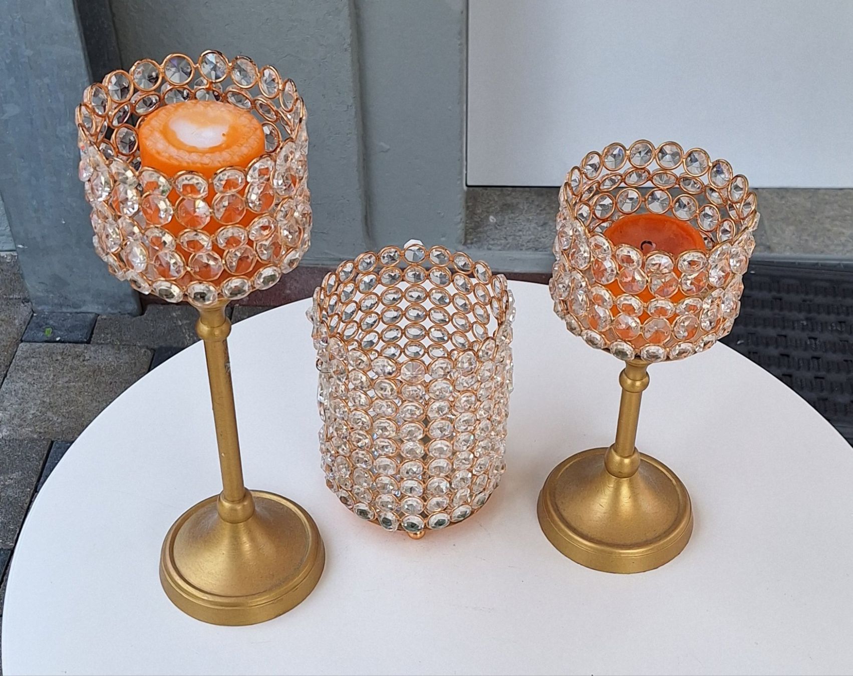 Kerzenständer: Ensemble de 3 chandeliers dorés ornés de strass – Gebraucht aus Rickenbach b. Wil von joeletaxi1954